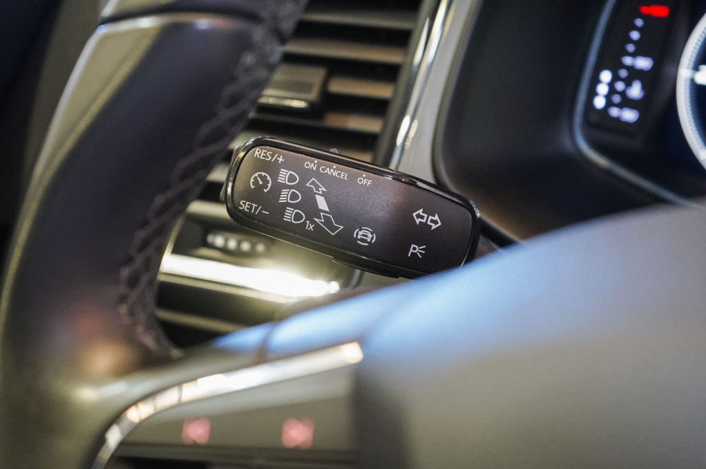 SEAT ATECA 1.6 TDI DSG STYLE 115 de segunda mano