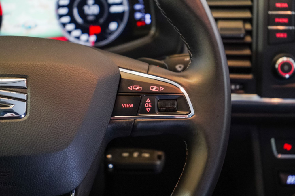 SEAT ATECA 1.6 TDI DSG STYLE 115 de segunda mano