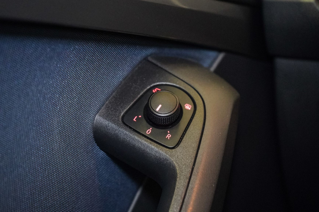 SEAT ATECA 1.6 TDI DSG STYLE 115 de segunda mano