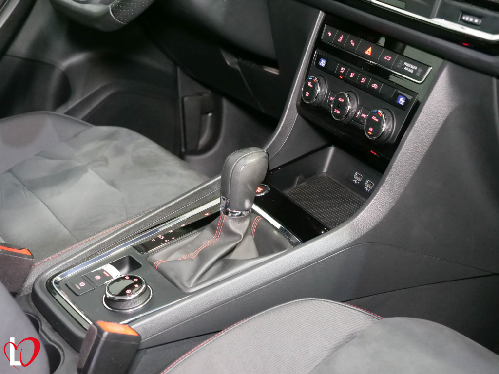 SEAT ATECA 2.0 TDI S&S DSG FR TECHO 150 de segunda mano