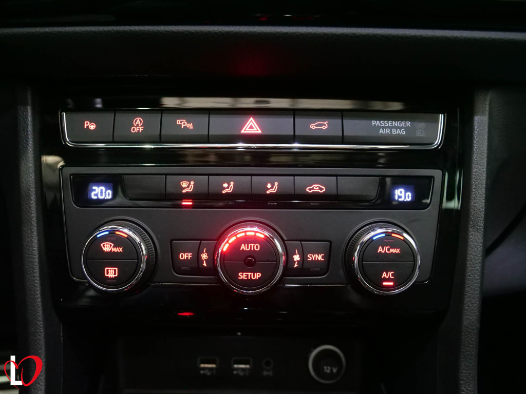 SEAT ATECA 2.0 TDI S&S DSG FR TECHO 150 de segunda mano