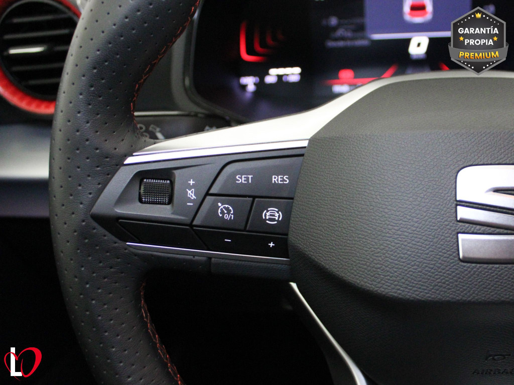 SEAT IBIZA 1.0 TSI S&S FR XS 115 de segunda mano