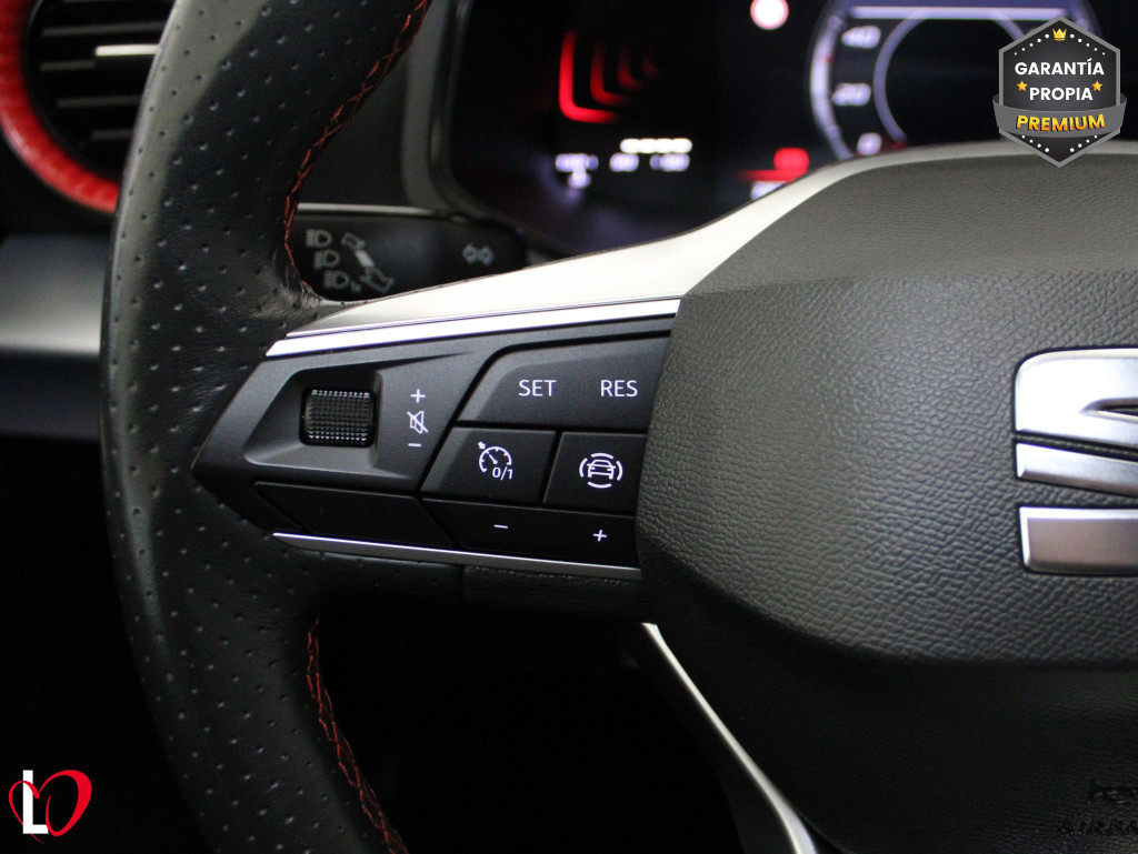 SEAT IBIZA 1.0 TSI S&S FR XS 115 de segunda mano