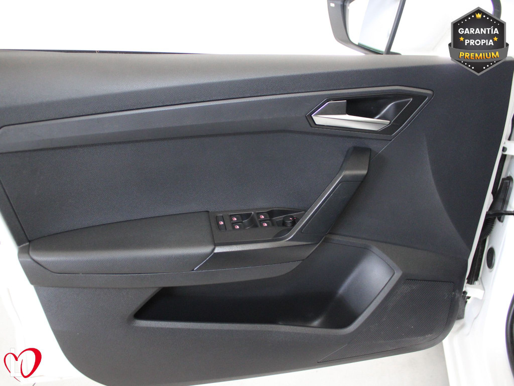 SEAT IBIZA 1.0 TSI S&S STYLE XM EDITION 110 de segunda mano