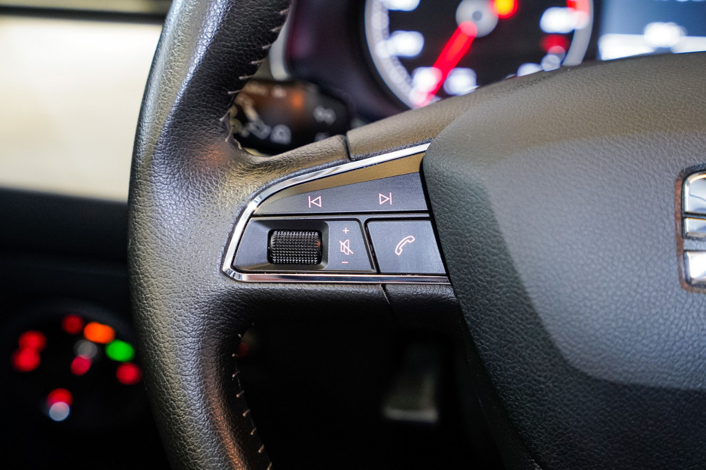 SEAT IBIZA 1.0 TSI STYLE 95 de segunda mano