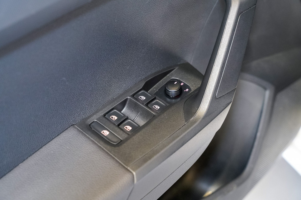 SEAT IBIZA 1.0 TSI STYLE 95 de segunda mano