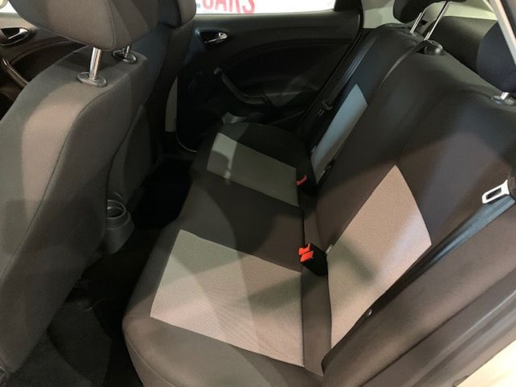 SEAT IBIZA 1,4 TDI CR 90CV 5VEL REFERENCE PLUS de segunda mano