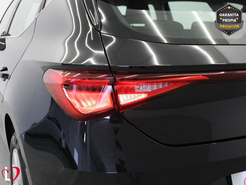 SEAT LEON 1.5 TSI S&S STYLE XS 115 de segunda mano