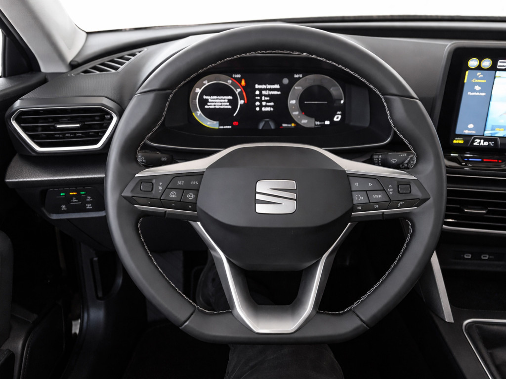 SEAT LEON 1.5 TSI S&S STYLE XS 115 de segunda mano