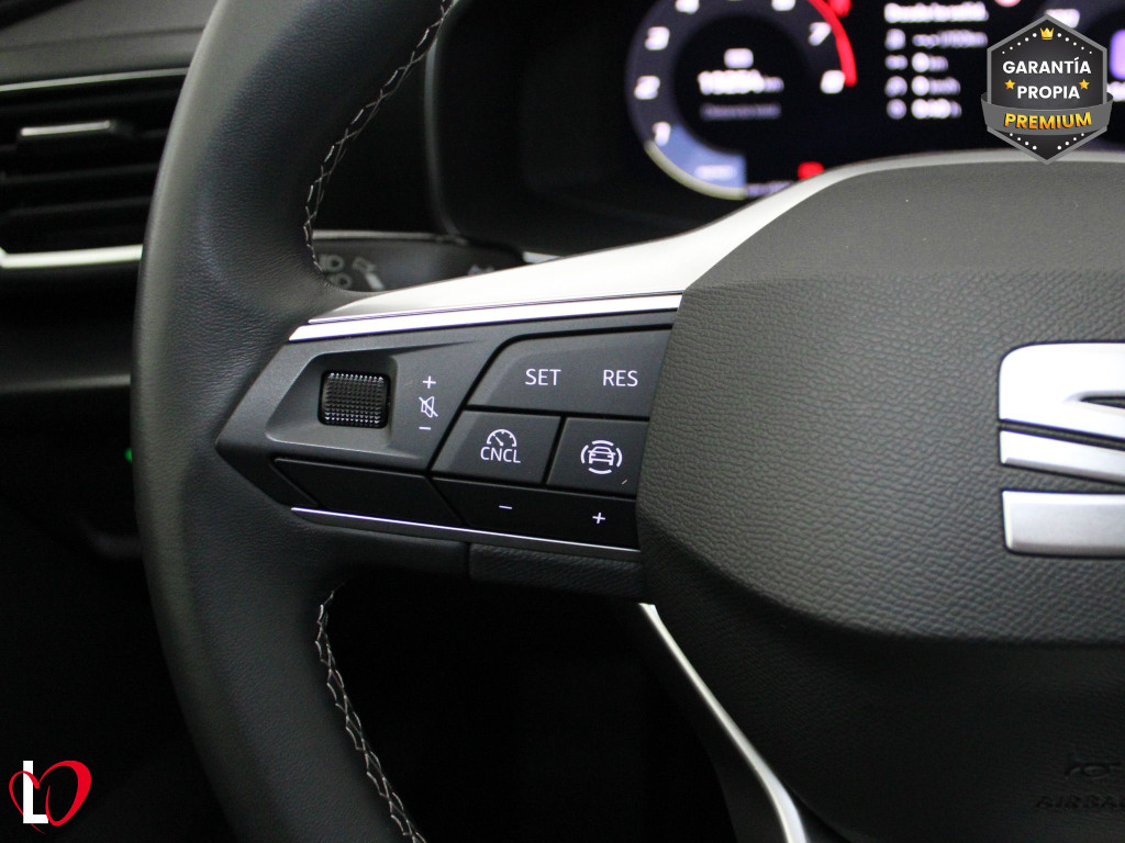 SEAT LEON 1.5 TSI S&S STYLE XS 115 de segunda mano