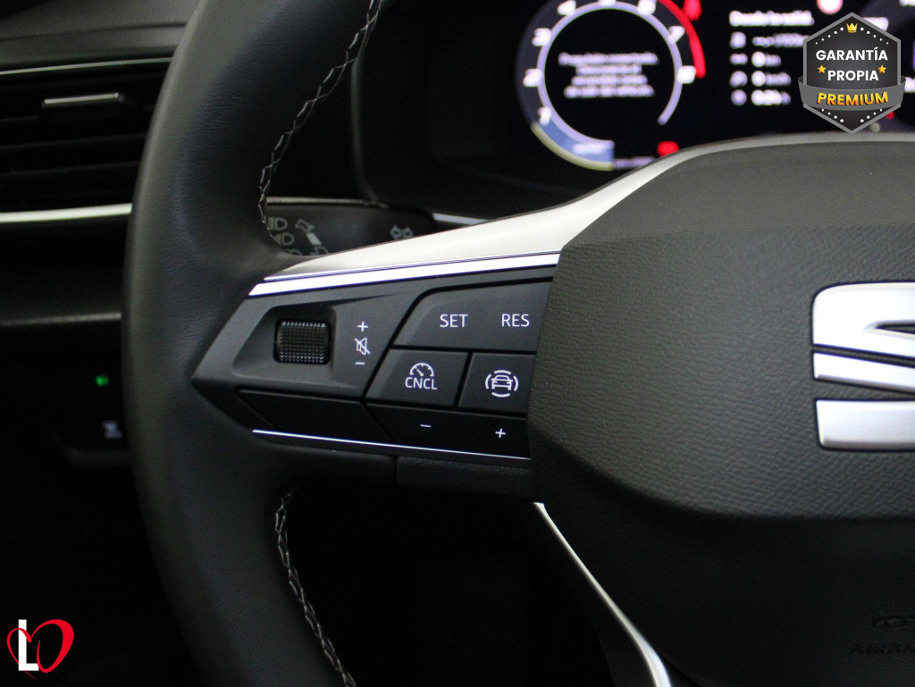 SEAT LEON 1.5 TSI S&S STYLE XS 115 de segunda mano