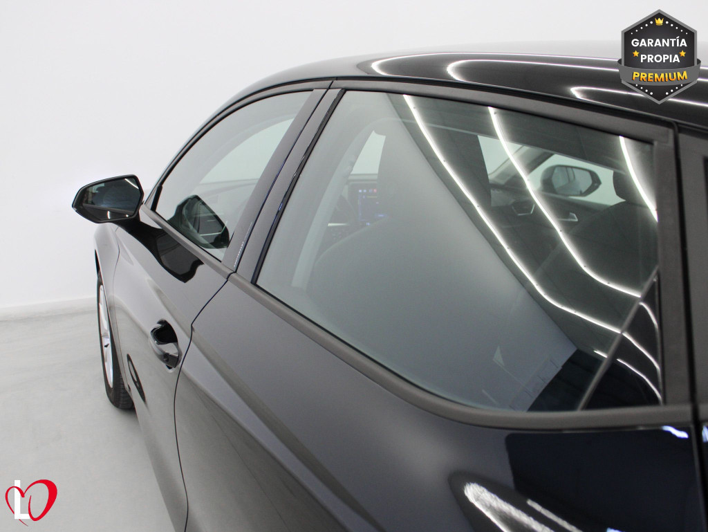 SEAT LEON 1.5 TSI S&S STYLE XS 115 de segunda mano