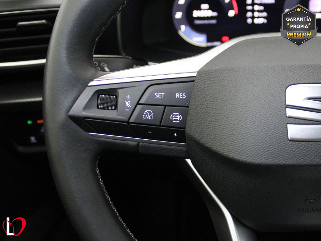 SEAT LEON 1.5 TSI S&S STYLE XS 115 de segunda mano