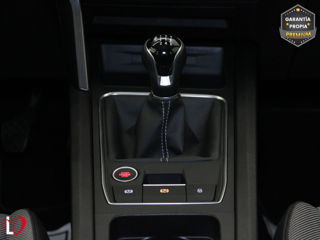 SEAT LEON 1.5 TSI S&S STYLE XS 115 de segunda mano