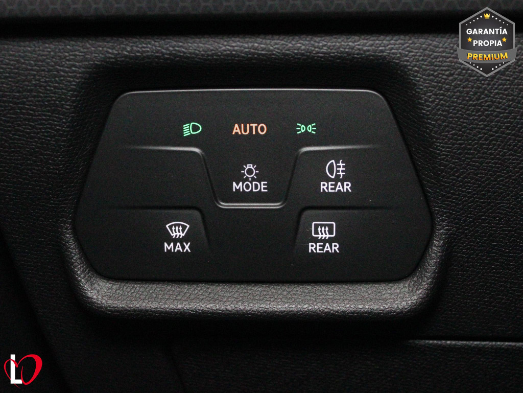 SEAT LEON 1.5 TSI S&S STYLE XS 115 de segunda mano