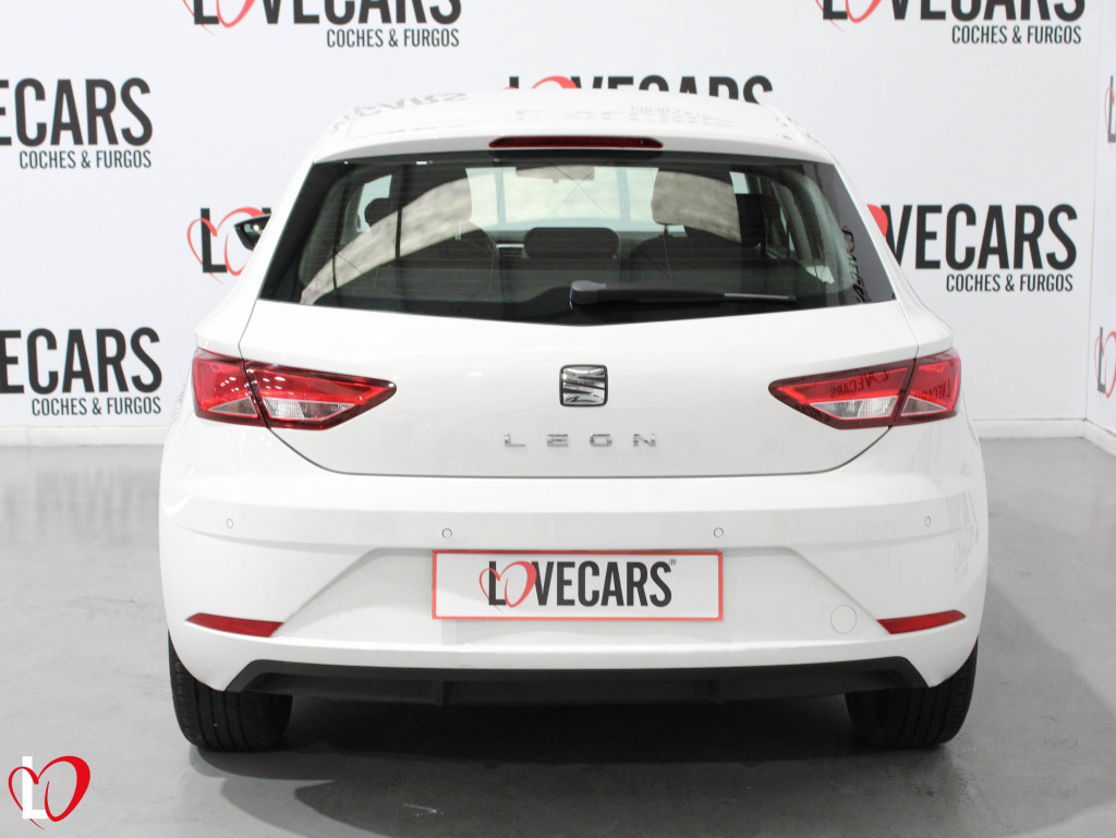SEAT LEON 1.6 TDI S&S CR STYLE 115 de segunda mano