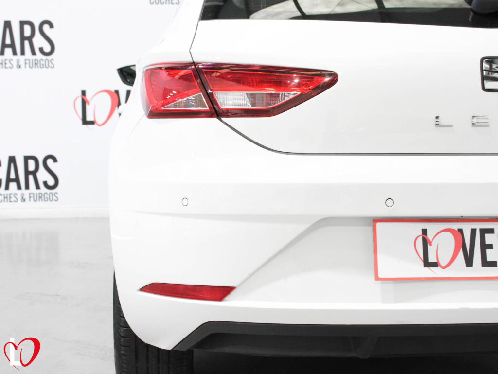 SEAT LEON 1.6 TDI S&S CR STYLE 115 de segunda mano
