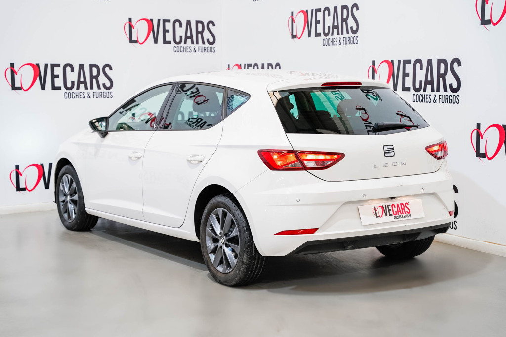 SEAT LEON 1.6 TDI S&S DSG-7 STYLE VISIO 115 de segunda mano