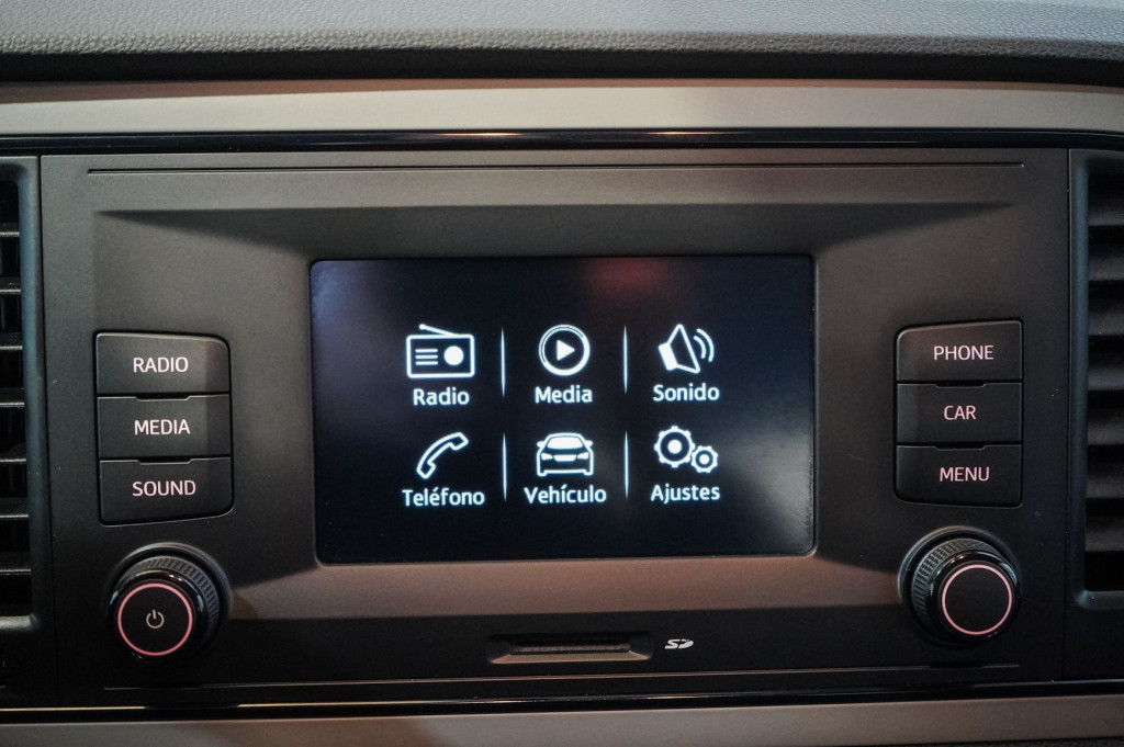 SEAT LEON 1.6 TDI S&S REFERENCE ECOMOTIVE 6 VEL 110 de segunda mano