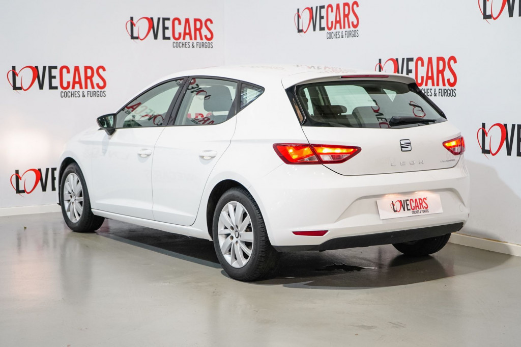 SEAT LEON 1.6 TDI S&S REFERENCE ECOMOTIVE 6 VEL 110 de segunda mano