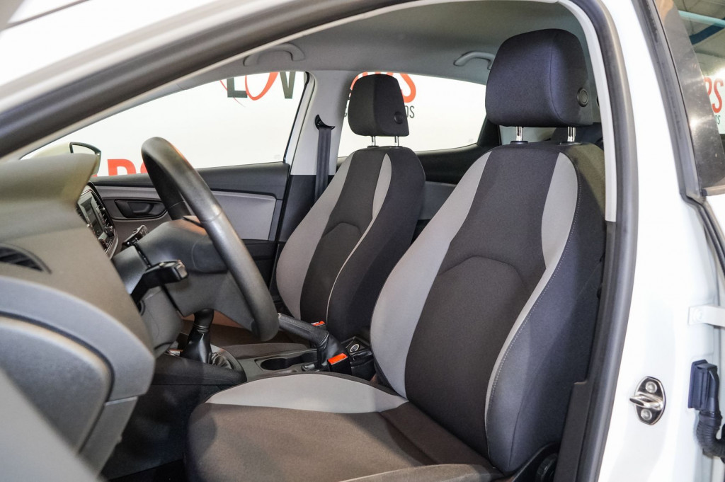 SEAT LEON 1.6 TDI S&S REFERENCE ECOMOTIVE 6 VEL 110 de segunda mano