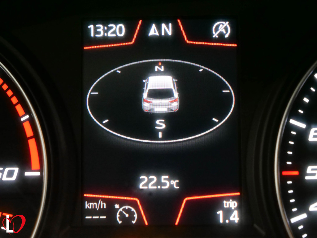 SEAT LEON 1.6 TDI S&S STYLE 115 de segunda mano