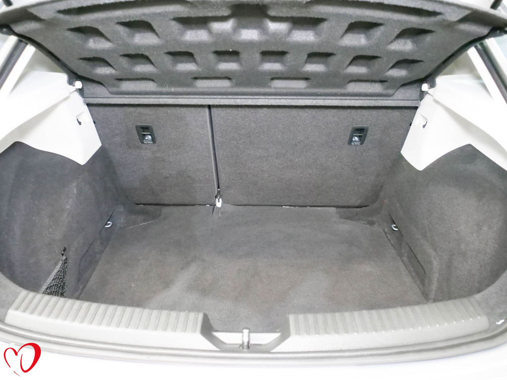SEAT LEON 1.6 TDI S&S STYLE 115 de segunda mano