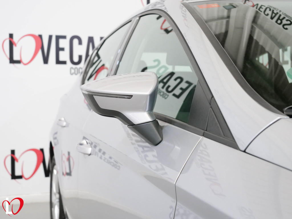 SEAT LEON 1.6 TDI S&S STYLE 115 de segunda mano
