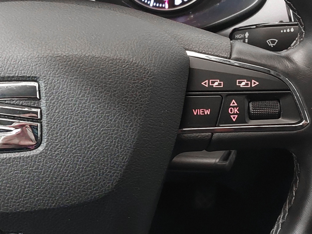 SEAT LEON 1.6 TDI STYLE VISIO 115 de segunda mano