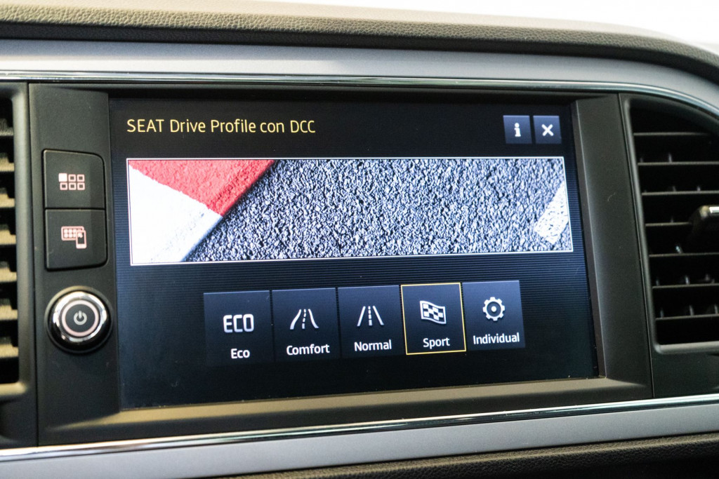 SEAT LEON 2.0 TDI DSG  XCELLENCE TECHO 183 de segunda mano