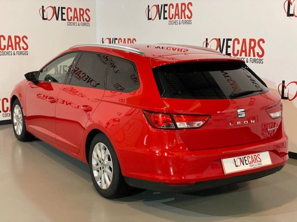 SEAT LEON ST 1.6 TDI CR S&S STYLE 110 de segunda mano