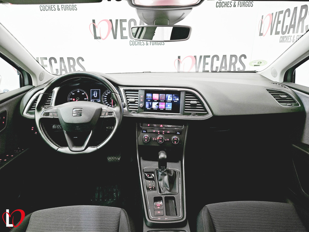 SEAT LEON ST 1.6 TDI DSG-7 S&S STYLE VISIO 115 de segunda mano