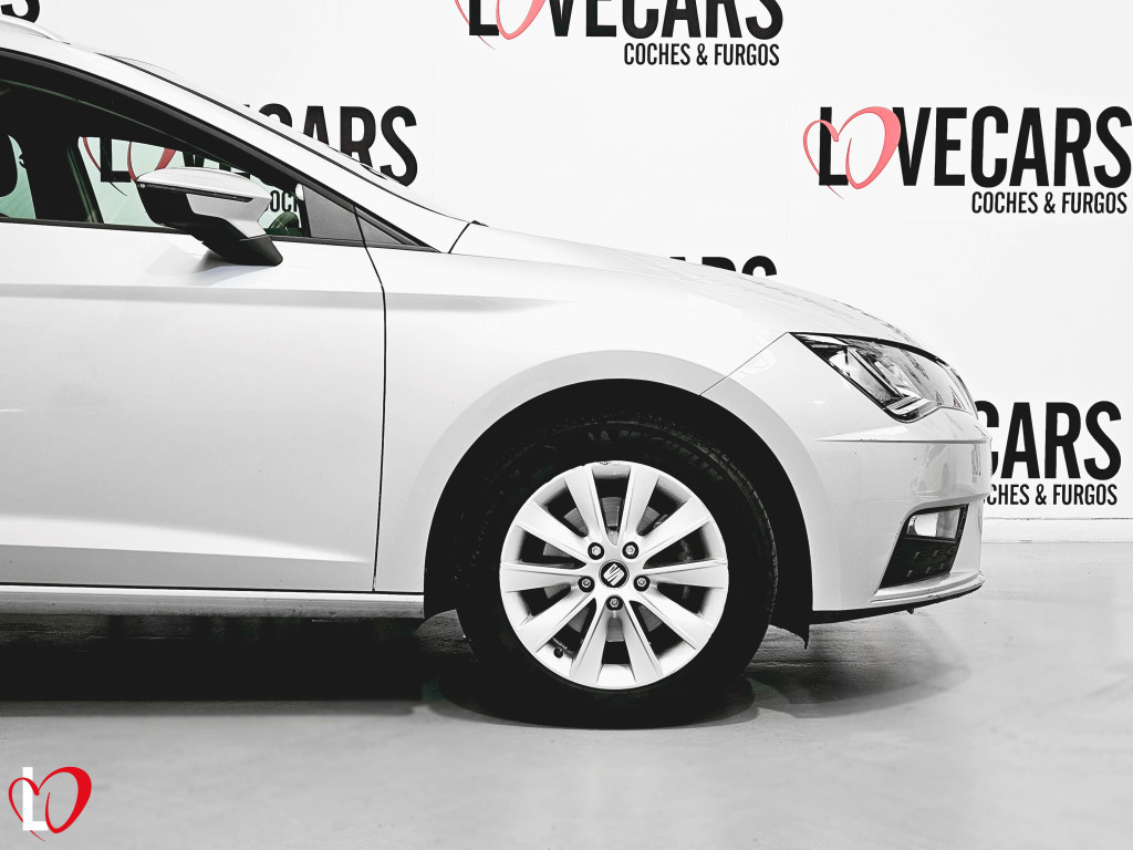 SEAT LEON ST 1.6 TDI DSG-7 S&S STYLE VISIO 115 de segunda mano