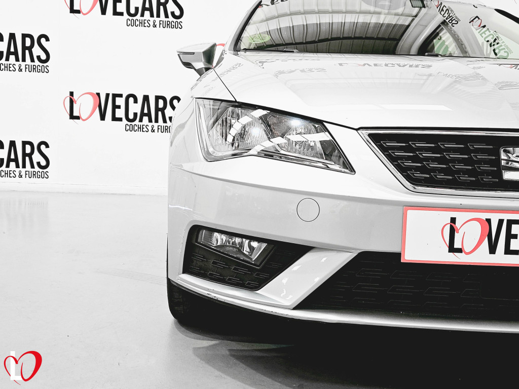 SEAT LEON ST 1.6 TDI DSG-7 S&S STYLE VISIO 115 de segunda mano