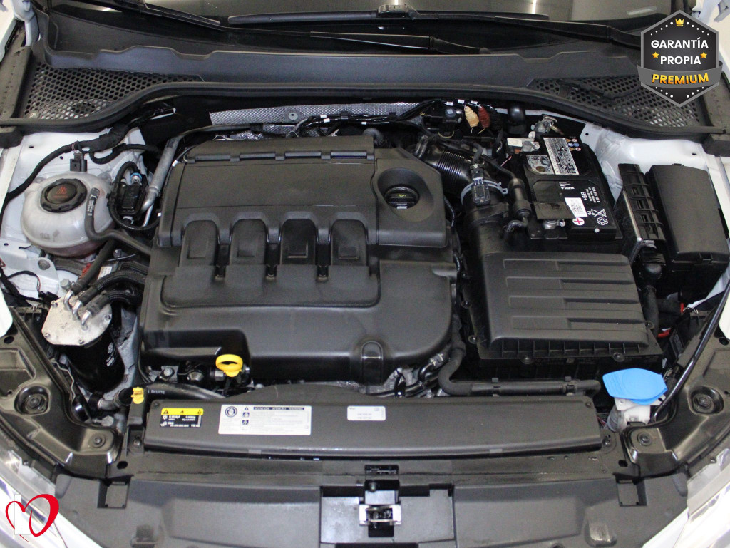 SEAT LEON ST 1.6 TDI S&S CR STYLE 115 de segunda mano SEAT LEON ST 1.6 TDI S&S CR STYLE 115 de segunda mano