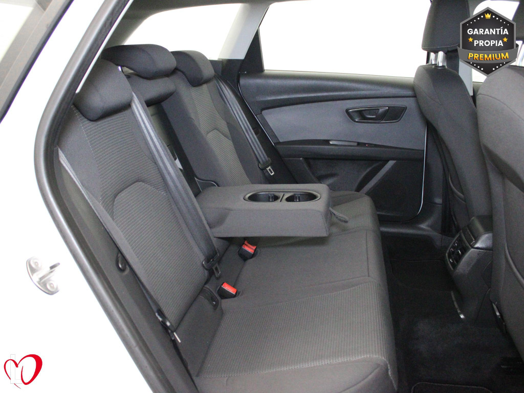 SEAT LEON ST 1.6 TDI S&S CR STYLE 115 de segunda mano SEAT LEON ST 1.6 TDI S&S CR STYLE 115 de segunda mano