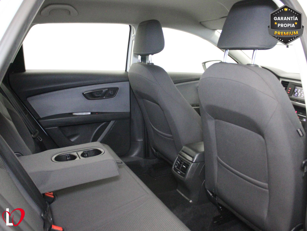 SEAT LEON ST 1.6 TDI S&S CR STYLE 115 de segunda mano SEAT LEON ST 1.6 TDI S&S CR STYLE 115 de segunda mano