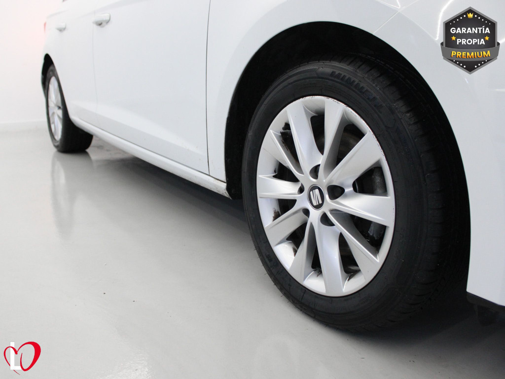 SEAT LEON ST 1.6 TDI S&S CR STYLE 115 de segunda mano SEAT LEON ST 1.6 TDI S&S CR STYLE 115 de segunda mano