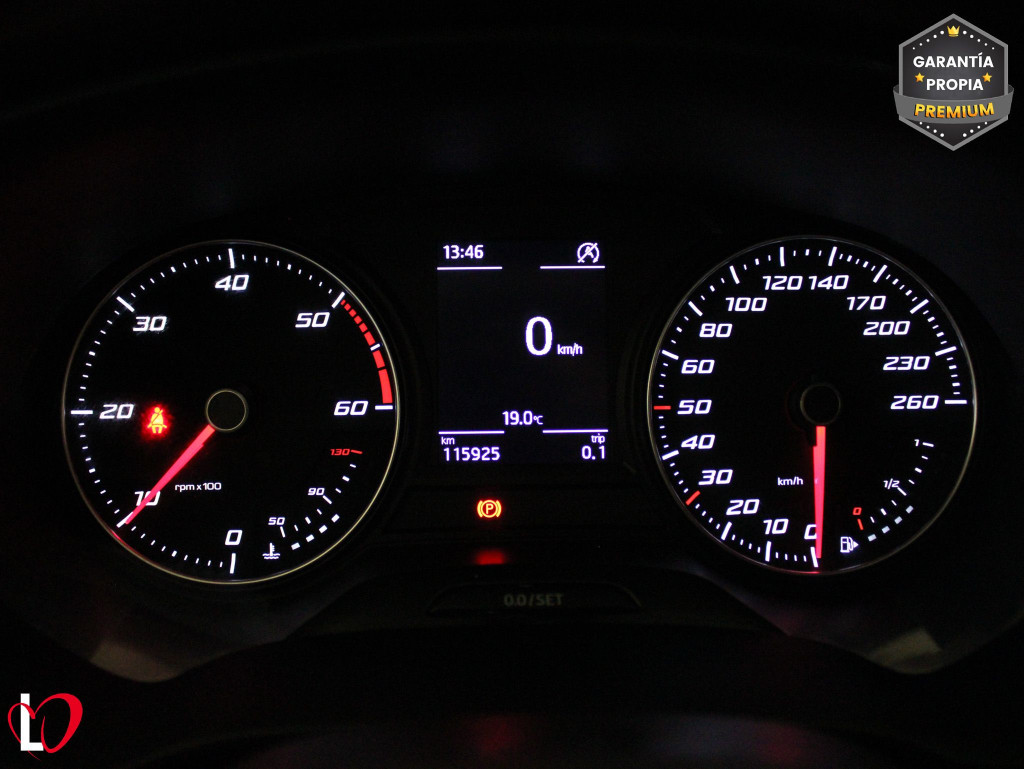 SEAT LEON ST 1.6 TDI S&S CR STYLE 115 de segunda mano SEAT LEON ST 1.6 TDI S&S CR STYLE 115 de segunda mano