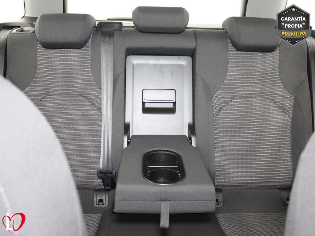 SEAT LEON ST 1.6 TDI S&S CR STYLE 115 de segunda mano SEAT LEON ST 1.6 TDI S&S CR STYLE 115 de segunda mano