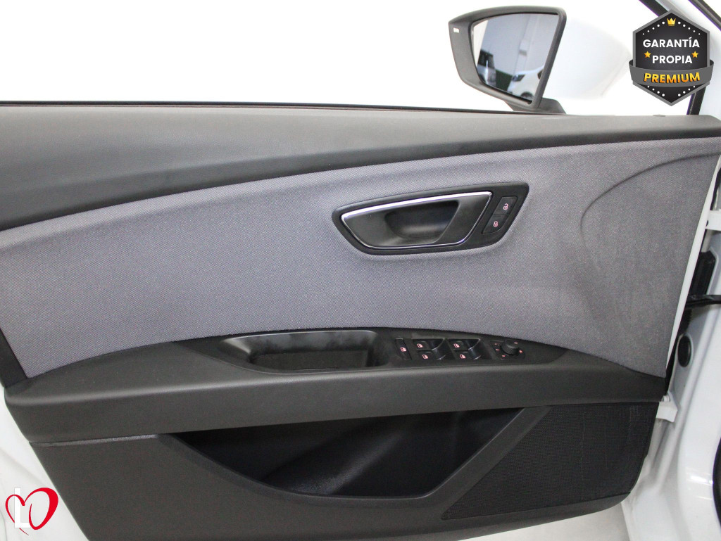 SEAT LEON ST 1.6 TDI S&S CR STYLE 115 de segunda mano SEAT LEON ST 1.6 TDI S&S CR STYLE 115 de segunda mano