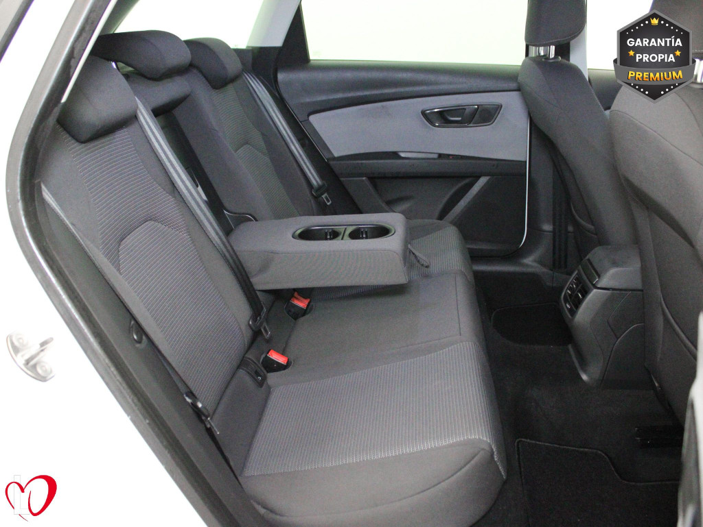 SEAT LEON ST 1.6 TDI S&S CR STYLE 115 de segunda mano