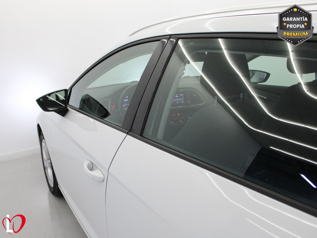 SEAT LEON ST 1.6 TDI S&S CR STYLE 115 de segunda mano SEAT LEON ST 1.6 TDI S&S CR STYLE 115 de segunda mano