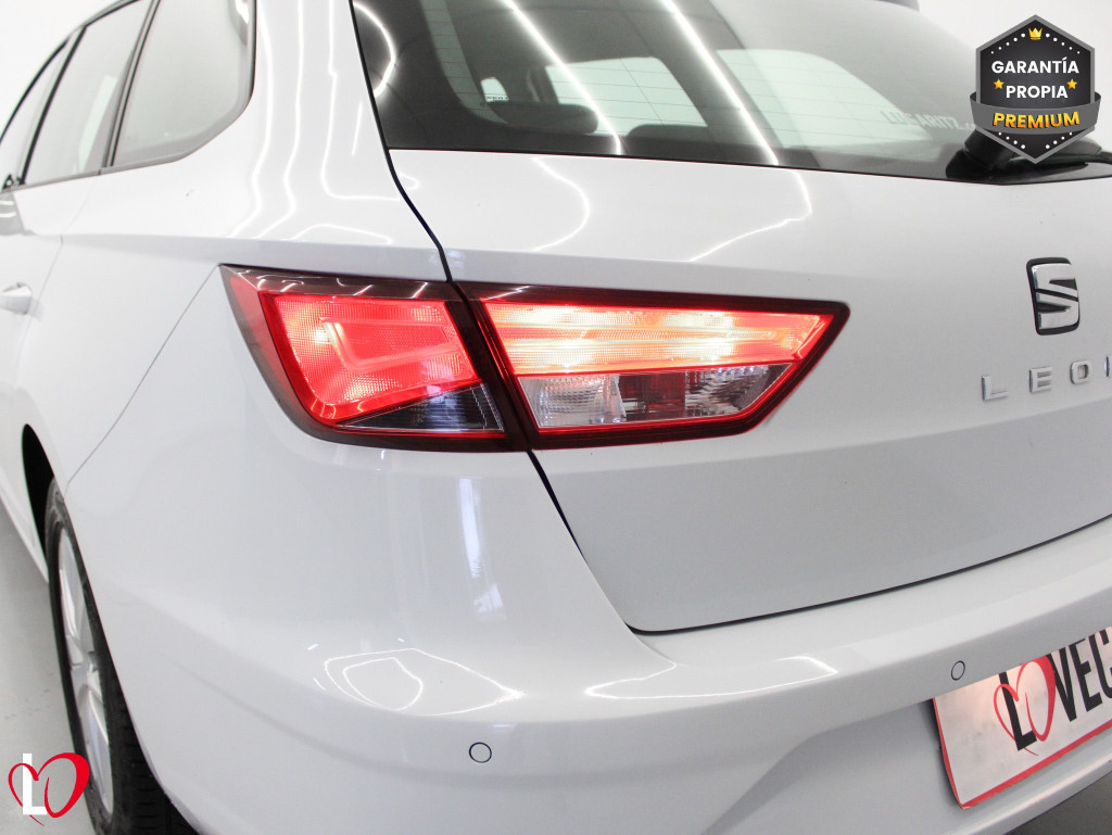 SEAT LEON ST 1.6 TDI S&S CR STYLE 115 de segunda mano SEAT LEON ST 1.6 TDI S&S CR STYLE 115 de segunda mano