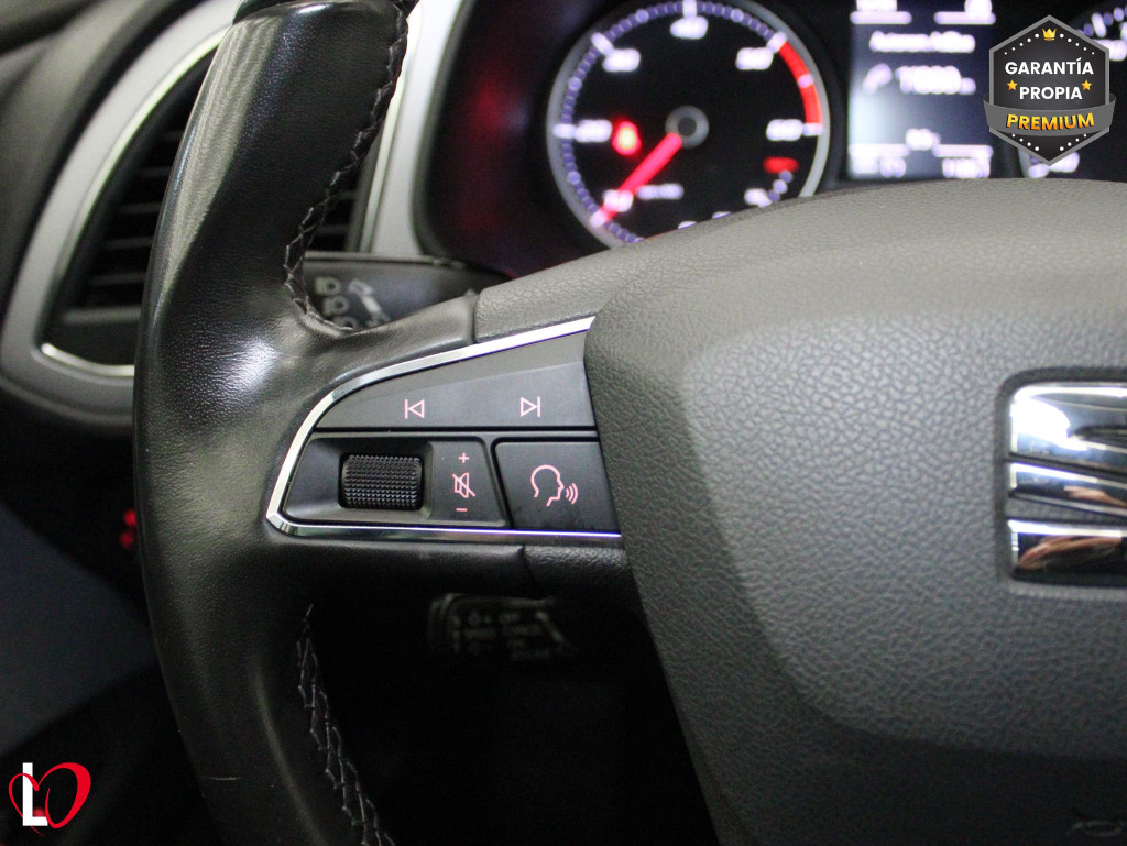 SEAT LEON ST 1.6 TDI S&S CR STYLE 115 de segunda mano