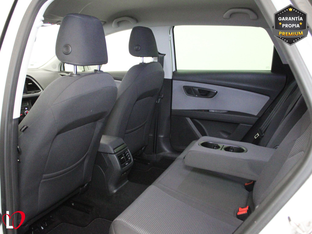 SEAT LEON ST 1.6 TDI S&S CR STYLE 115 de segunda mano