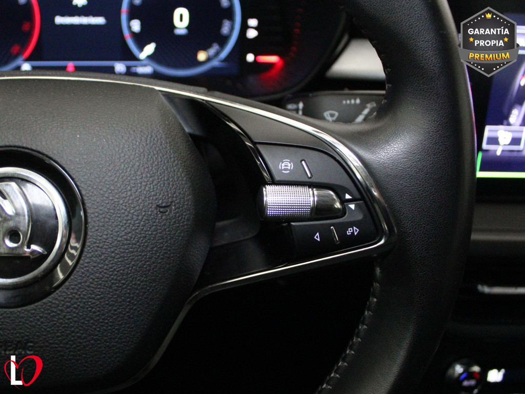 SKODA FABIA 1.0 TSI AMBITION 95 de segunda mano