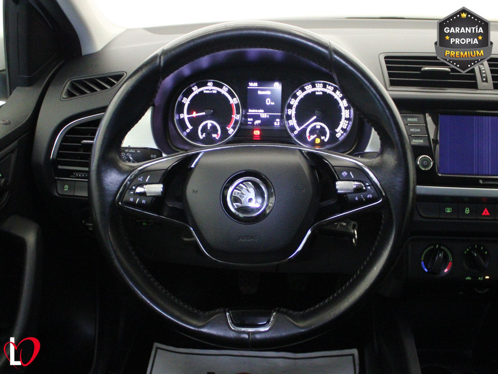 SKODA FABIA 1.0 TSI AMBITION 95 de segunda mano