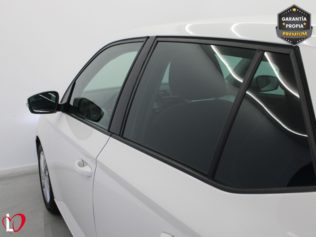 SKODA FABIA 1.0 TSI AMBITION 95 de segunda mano