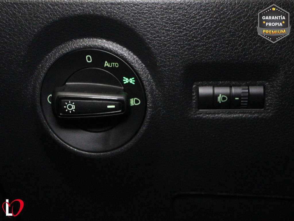 SKODA FABIA 1.0 TSI AMBITION 95 de segunda mano